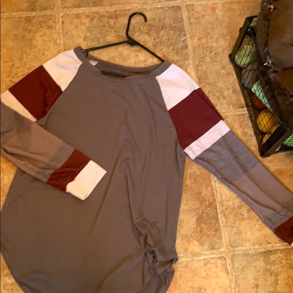 Long sleeve shirt - Picture 3 of 3